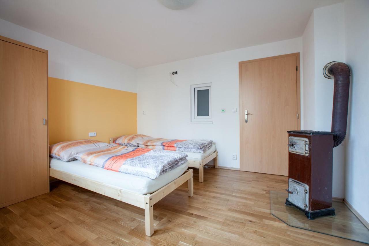 Sklipek Vinarstvi Paul Hotel Velké Bílovice Esterno foto