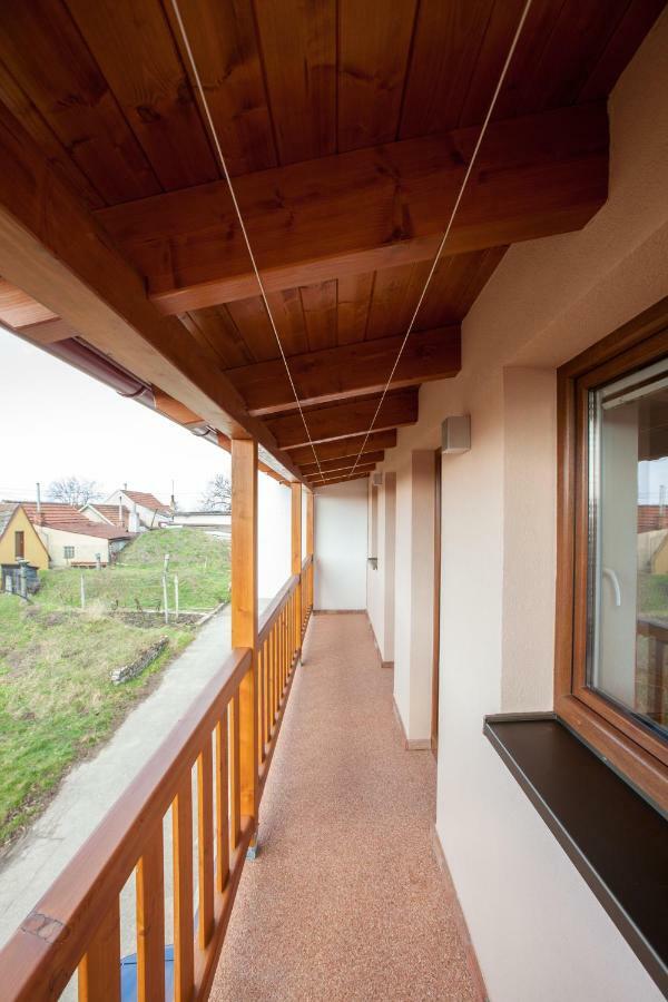 Sklipek Vinarstvi Paul Hotel Velké Bílovice Esterno foto
