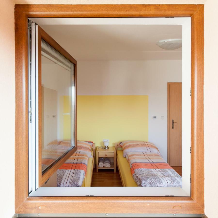 Sklipek Vinarstvi Paul Hotel Velké Bílovice Esterno foto
